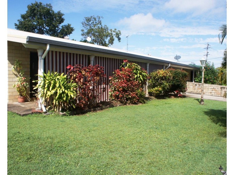 8 Melaleuca Drive, Tully Heads QLD 4854