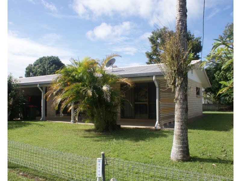 8 Melaleuca Drive, Tully Heads QLD 4854