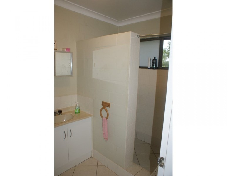 8 Melaleuca Drive, Tully Heads QLD 4854