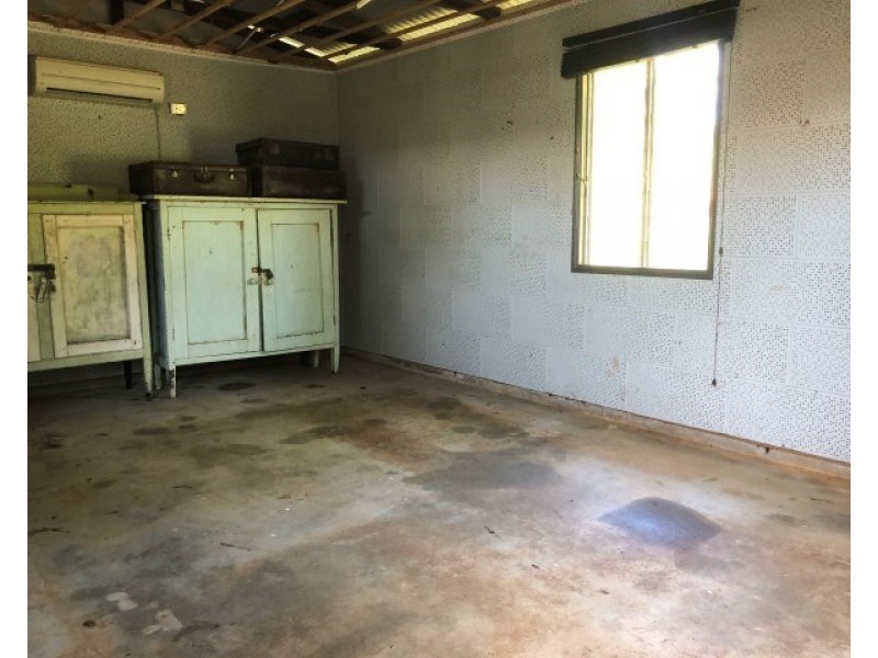 183 Alexander Drive, Mission Beach QLD 4852