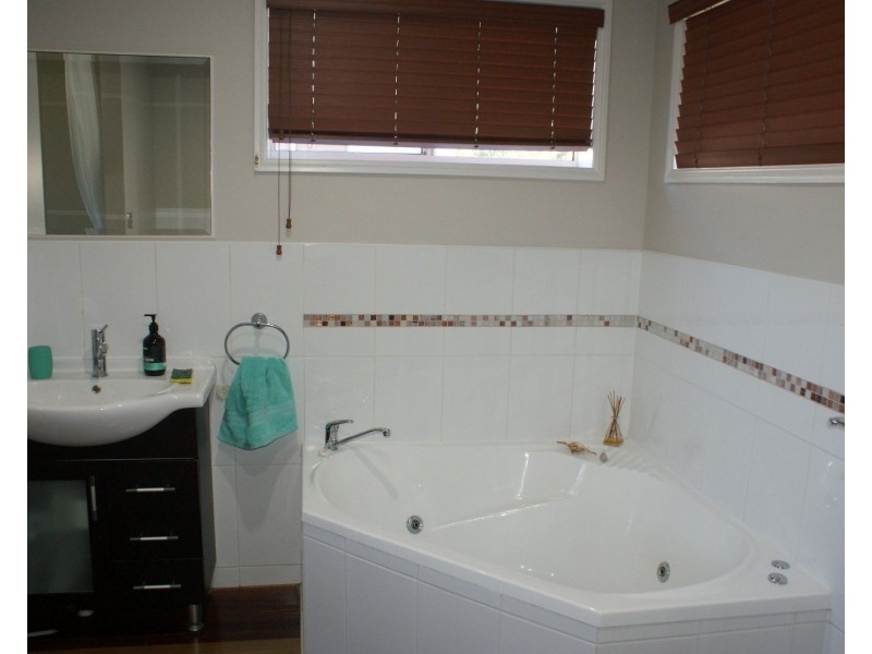 2/19 Mariner Drive, South Mission QLD 4852