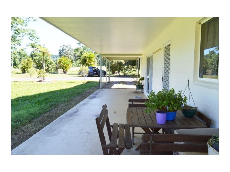 1231 Old Tully Road, El Arish QLD 4855