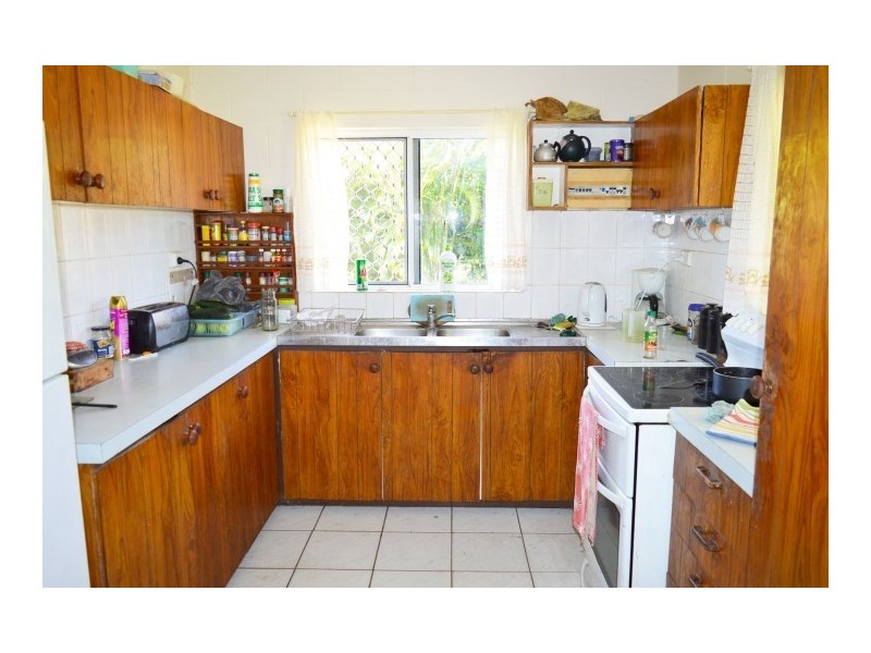 1231 Old Tully Road, El Arish QLD 4855