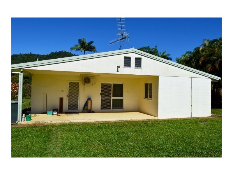 1231 Old Tully Road, El Arish QLD 4855