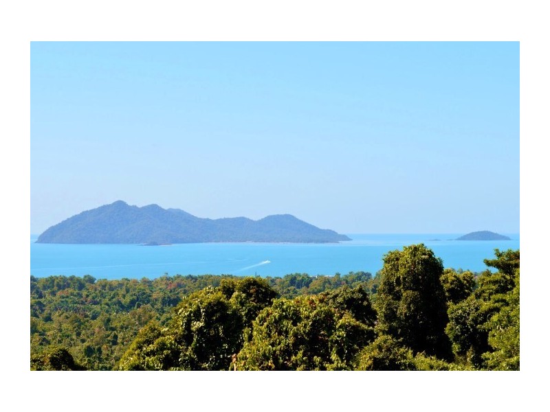 32 Mission Circle, Wongaling Beach QLD 4852