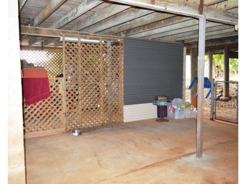 12 Endeavour Avenue, Mission Beach QLD 4852