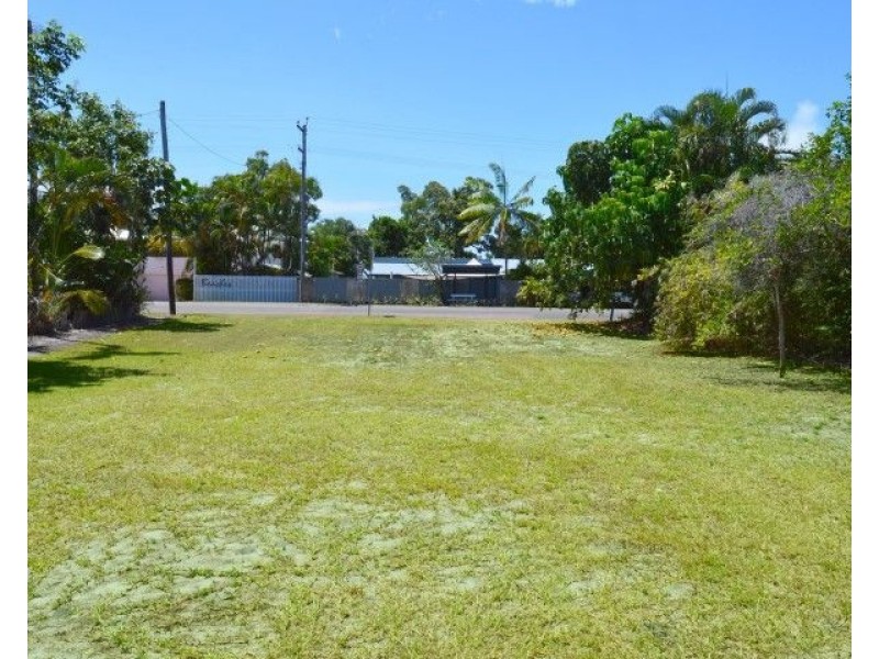 89 Reid Road, Wongaling Beach QLD 4852