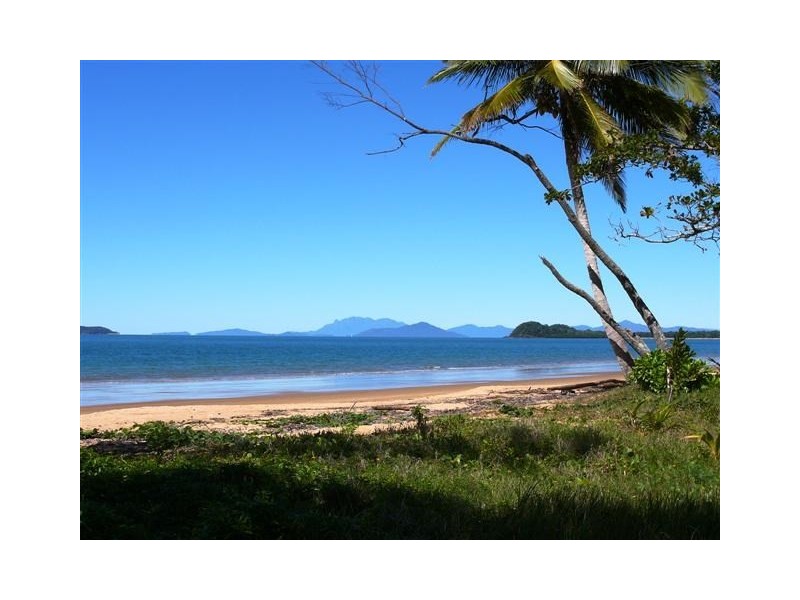 2/54-56 Mariner Drive, Mission Beach QLD 4852