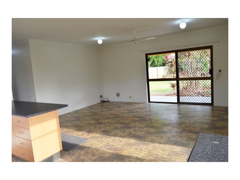 14 Casuarina Crescent, Mission Beach QLD 4852