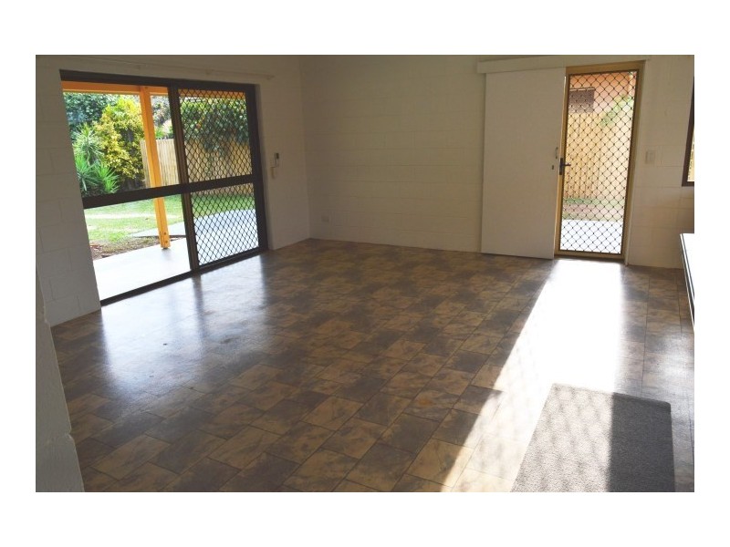 14 Casuarina Crescent, Mission Beach QLD 4852