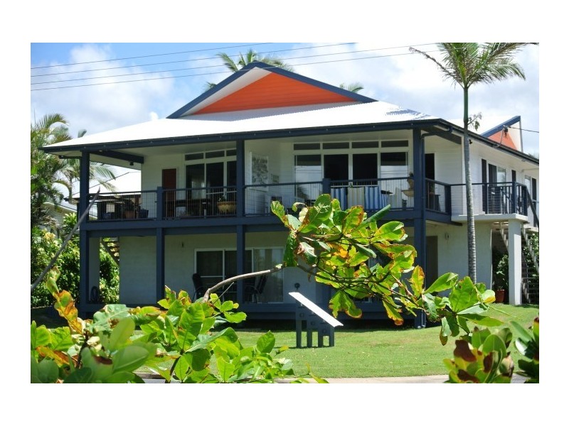 2/47 Banfield Parade, Wongaling Beach QLD 4852