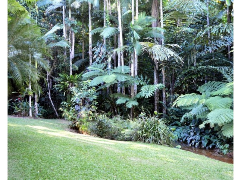 18 Mission Circle, Wongaling Beach QLD 4852