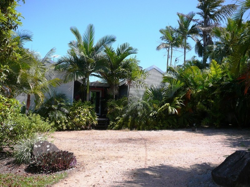 Mission Beach QLD 4852