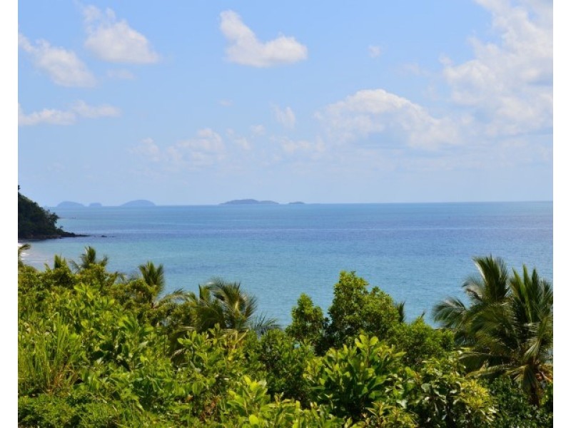 16 Cutten Street, Bingil Bay QLD 4852