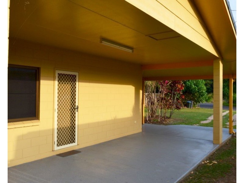 14 Casuarina Crescent, Mission Beach QLD 4852