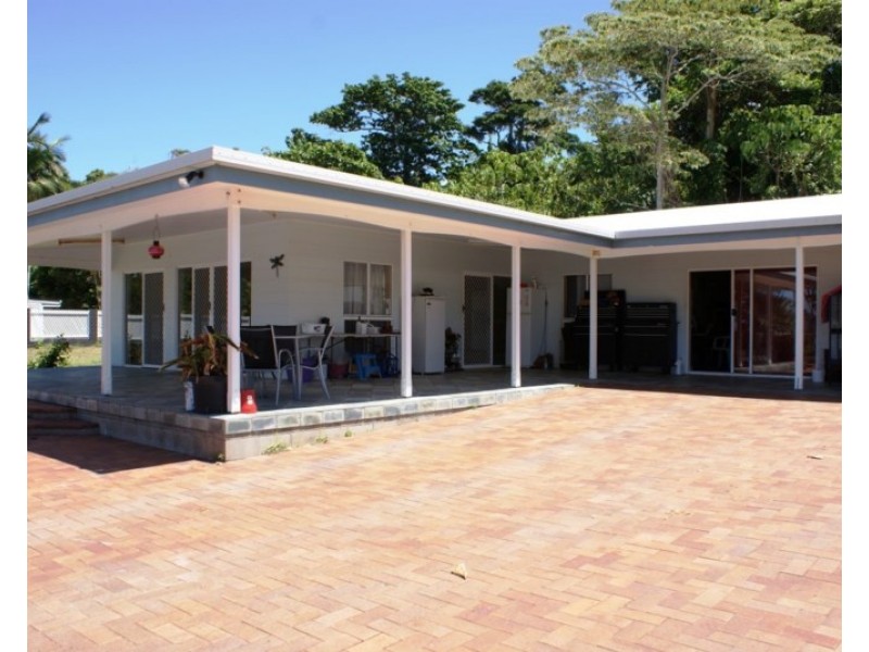 64 Porter Promenade, Mission Beach QLD 4852