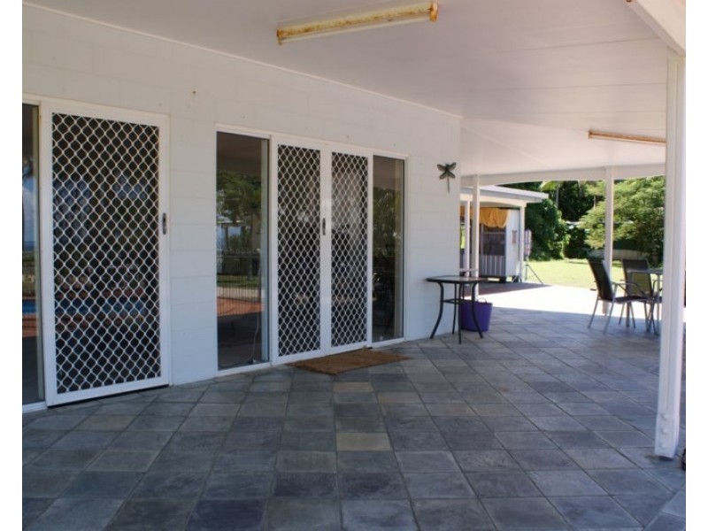 64 Porter Promenade, Mission Beach QLD 4852