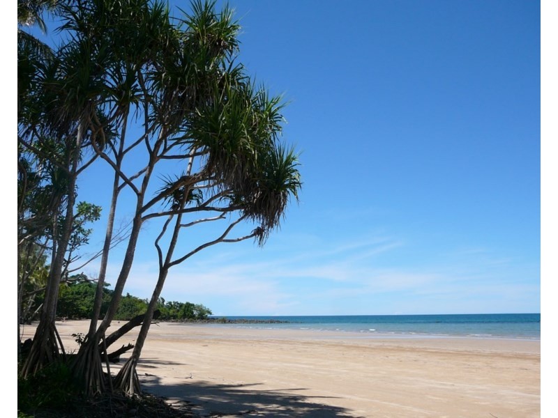 64 Porter Promenade, Mission Beach QLD 4852