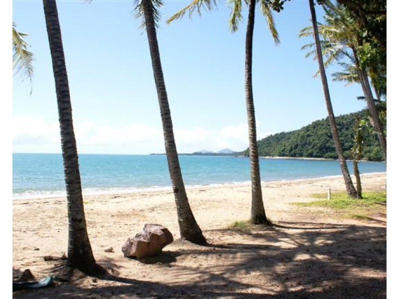 26 Webb Court, Bingil Bay QLD 4852