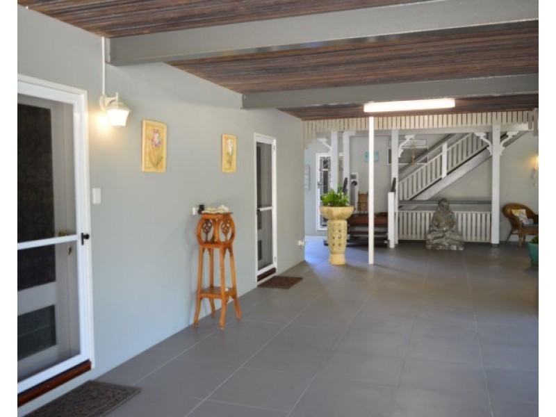 19 Kent Close, Mission Beach QLD 4852