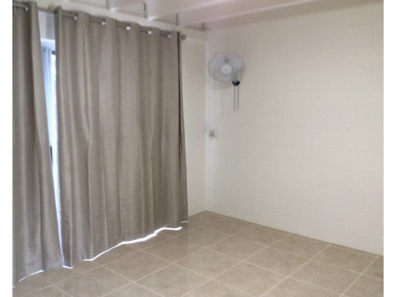 25 Holland Street, Wongaling Beach QLD 4852