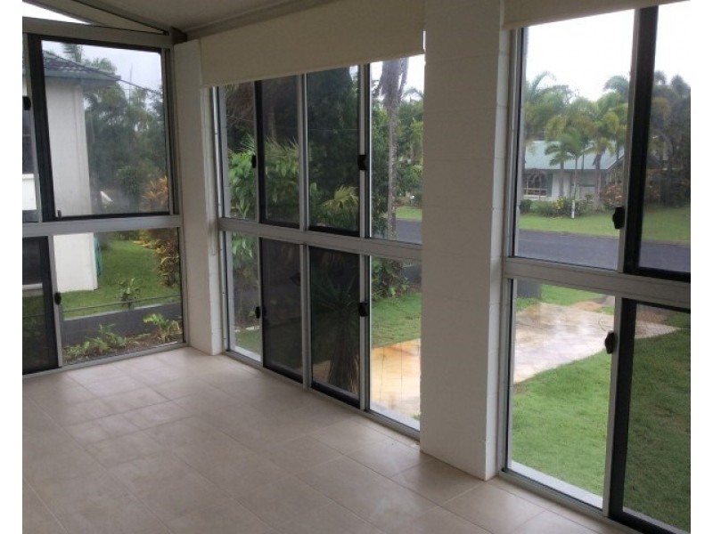 25 Holland Street, Wongaling Beach QLD 4852