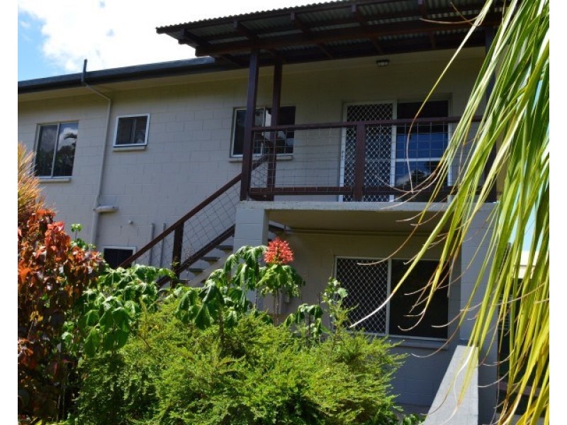 25 Holland Street, Wongaling Beach QLD 4852