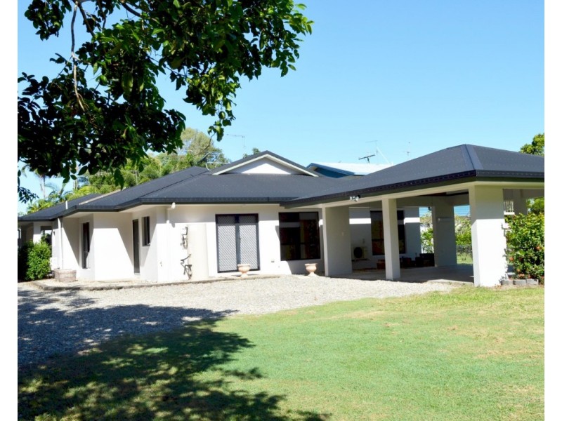 27 Seafarer Street, South Mission QLD 4852