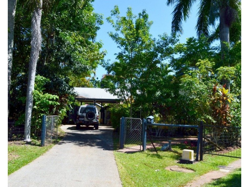 7 Penwerris Place, Mission Beach QLD 4852