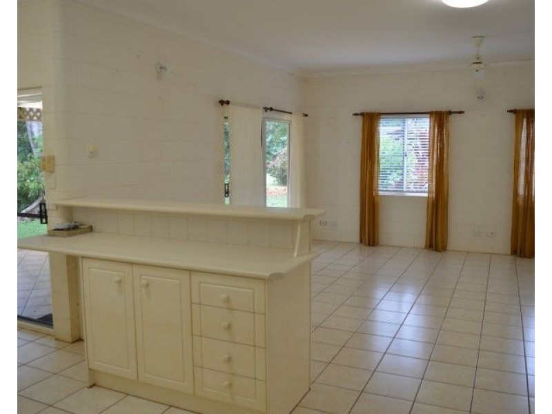 7 Penwerris Place, Mission Beach QLD 4852