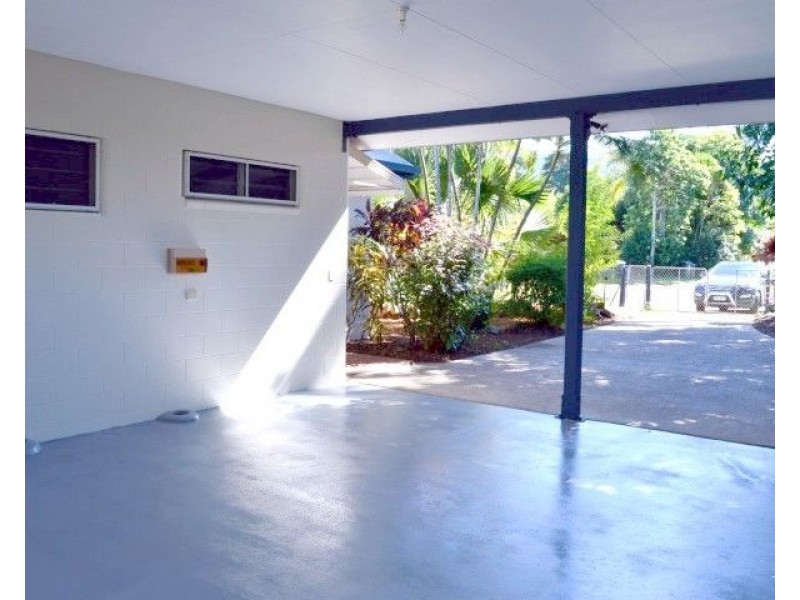 7 Penwerris Place, Mission Beach QLD 4852