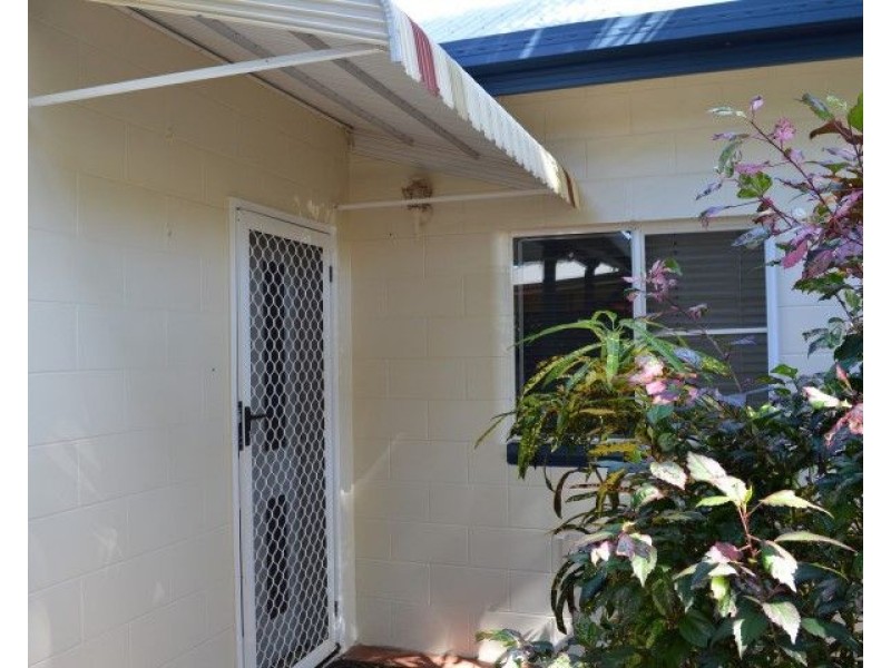 7 Penwerris Place, Mission Beach QLD 4852