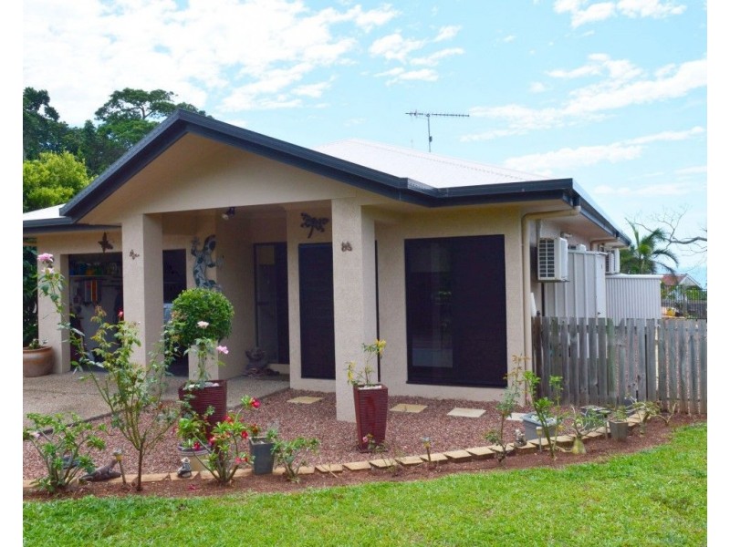 12 Rise Crescent, Mission Beach QLD 4852