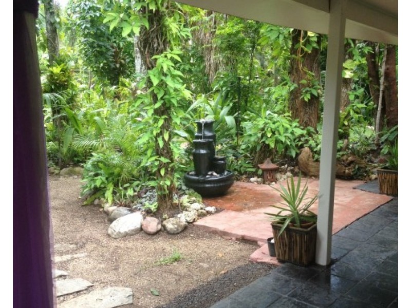 1 Cutten Street, Mission Beach QLD 4852