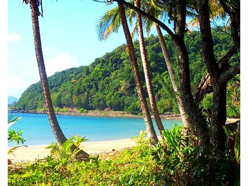 1 Cutten Street, Mission Beach QLD 4852