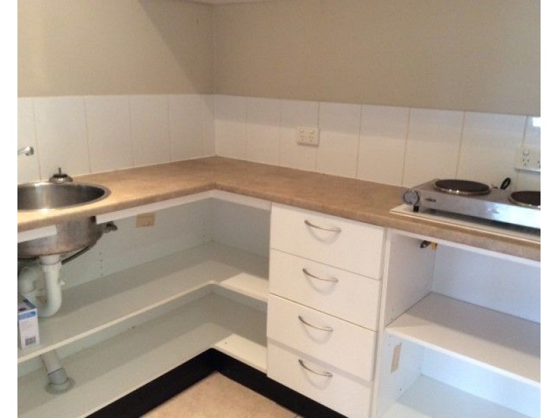 3/3 Donkin Lane, Mission Beach QLD 4852