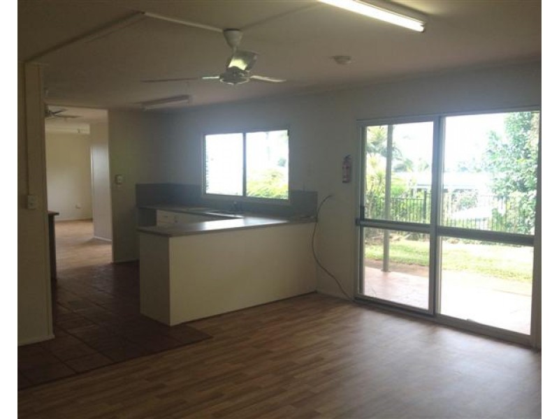 46 Cutten Street, Bingil Bay QLD 4852