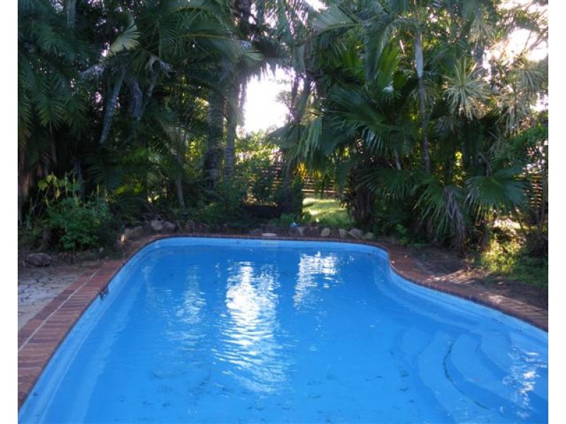 34 Wall Street, South Mission QLD 4852