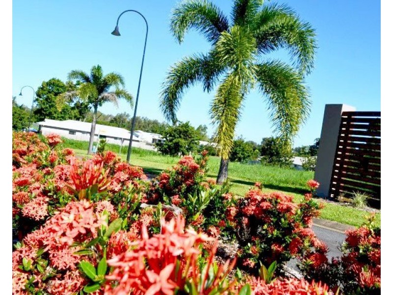 2 Lani Close, Mission Beach QLD 4852