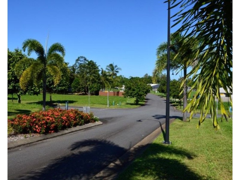2 Lani Close, Mission Beach QLD 4852