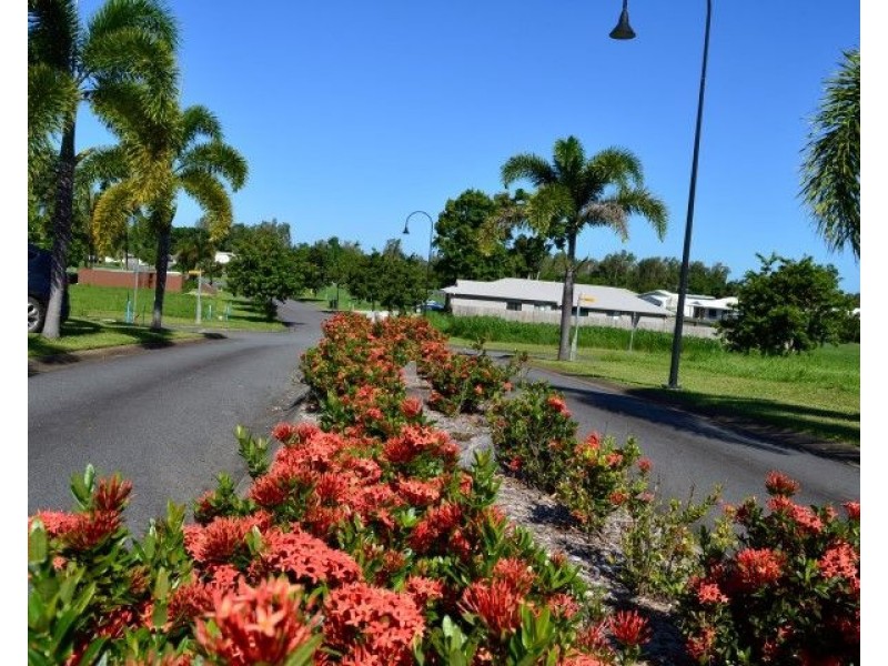 4 Lani Close, Mission Beach QLD 4852