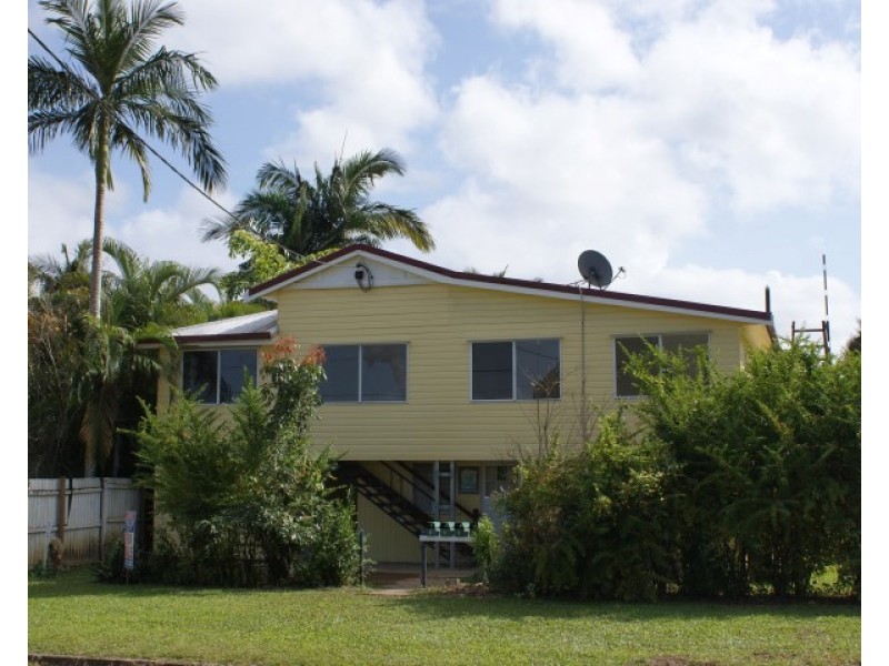 4/28 Trower Street, Tully QLD 4854
