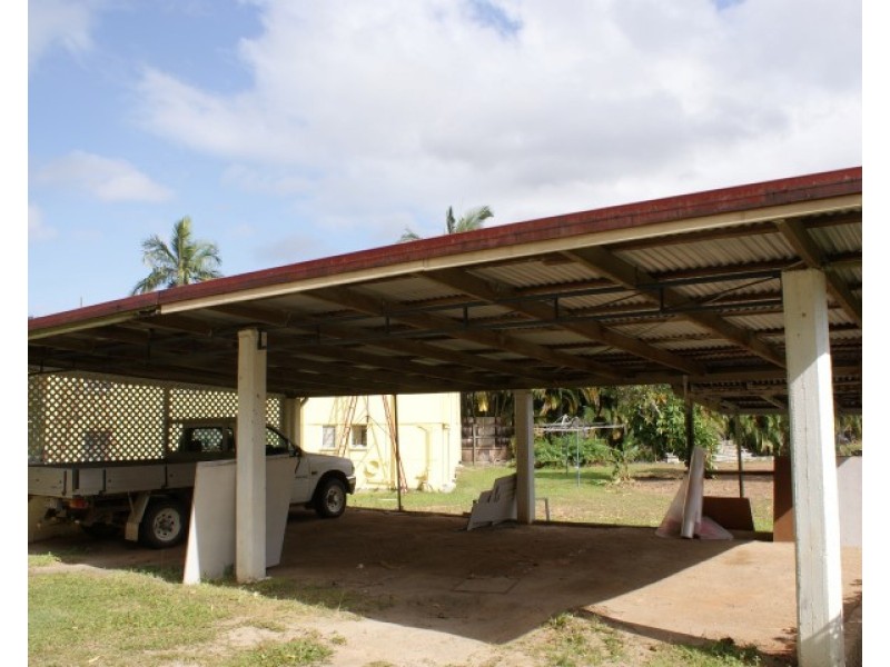 4/28 Trower Street, Tully QLD 4854