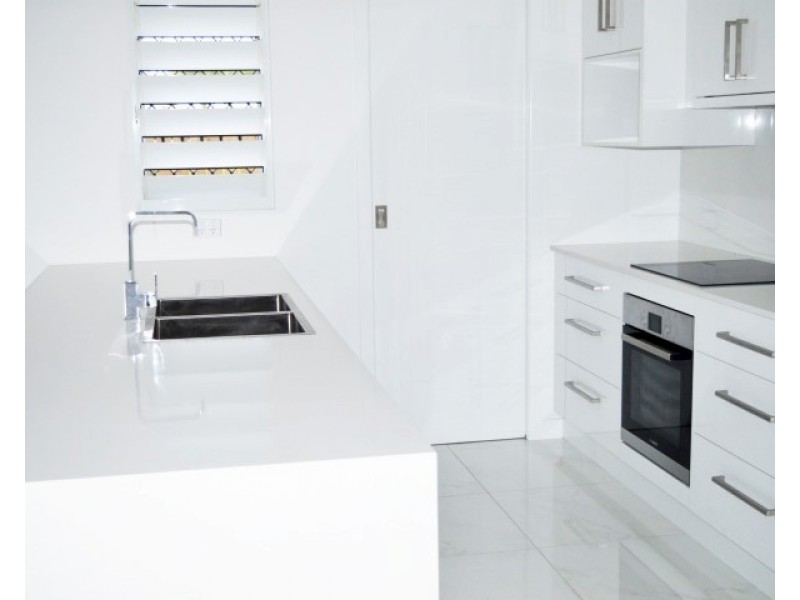 2 Spinnaker Street, South Mission QLD 4852