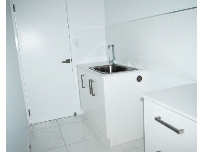 2 Spinnaker Street, South Mission QLD 4852