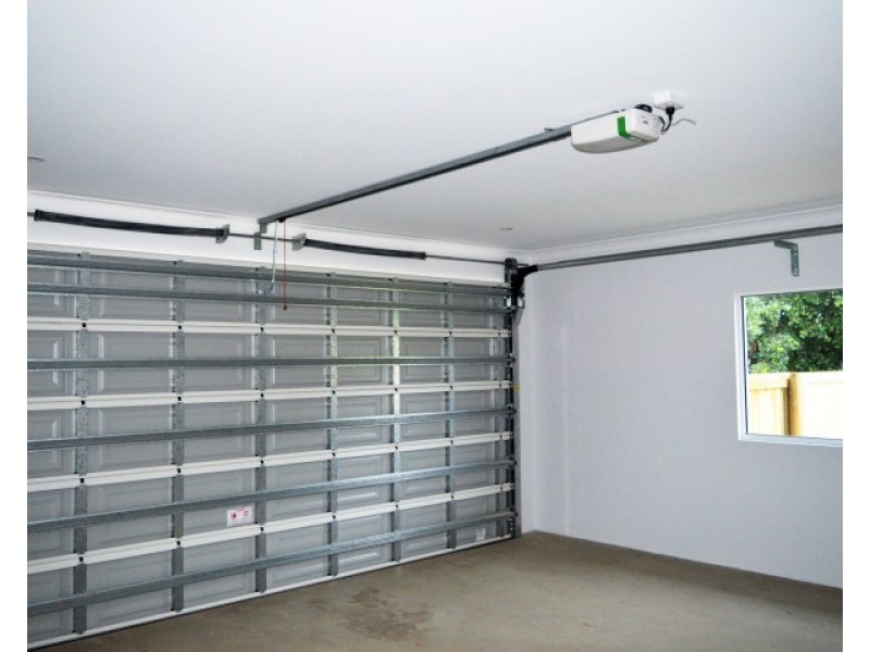 2 Spinnaker Street, South Mission QLD 4852