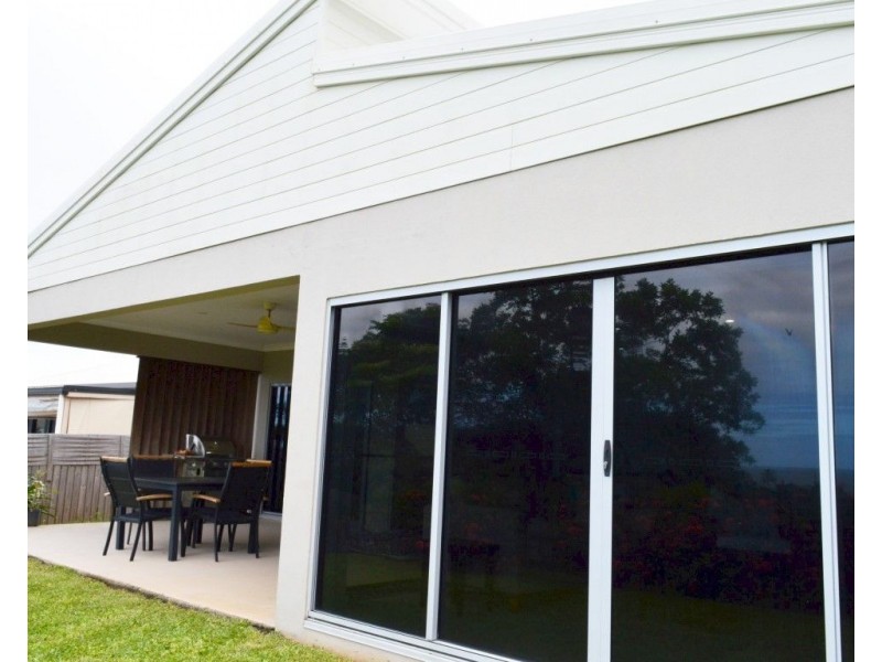 14 Rise Crescent, Mission Beach QLD 4852