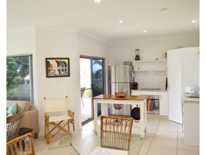 14 Rise Crescent, Mission Beach QLD 4852