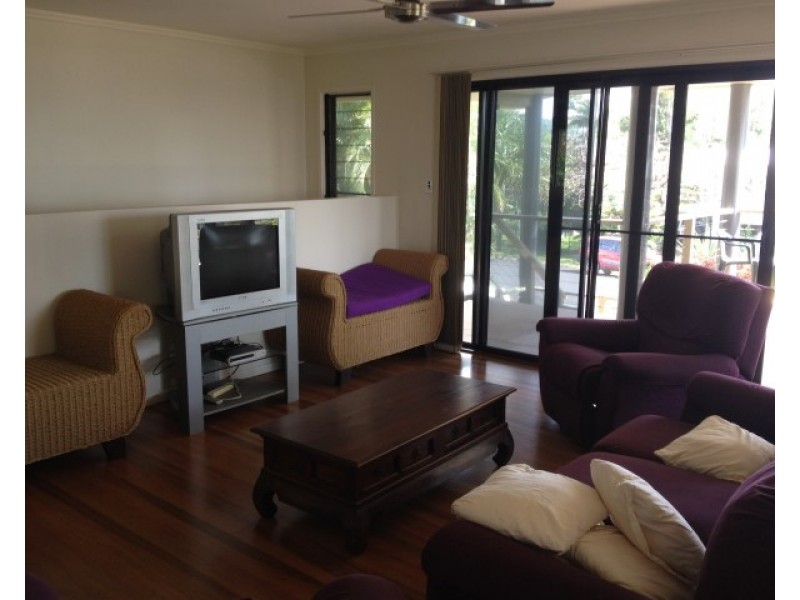 39 Mitchell Street, South Mission QLD 4852
