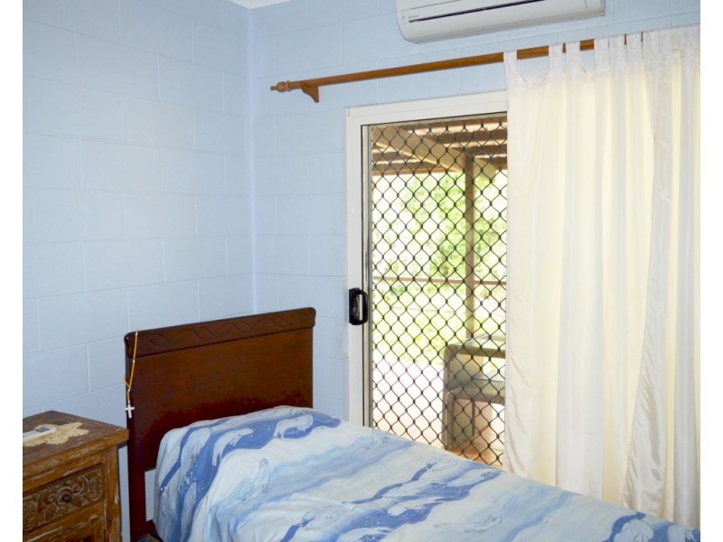 8 Dunkalli Crescent, Wongaling Beach QLD 4852